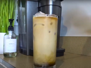 How to Make a Blonde Vanilla Latte - Step 1 Add Vanilla Syrup And Enjoy